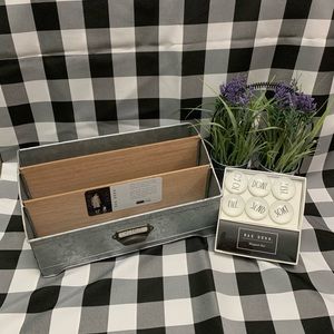 Rae Dunn tin organizer and magnet set